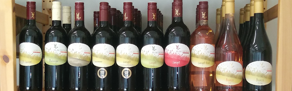 Rotweine, Rose und Biosecco - von unserem Weinproduzenten H&M Hofer aus dem Weinviertel